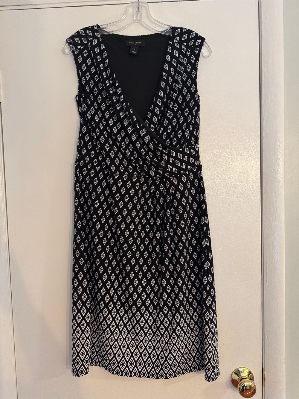 White House Black Market Black & White Diamond Print Sleeveless Dress, Sz 10